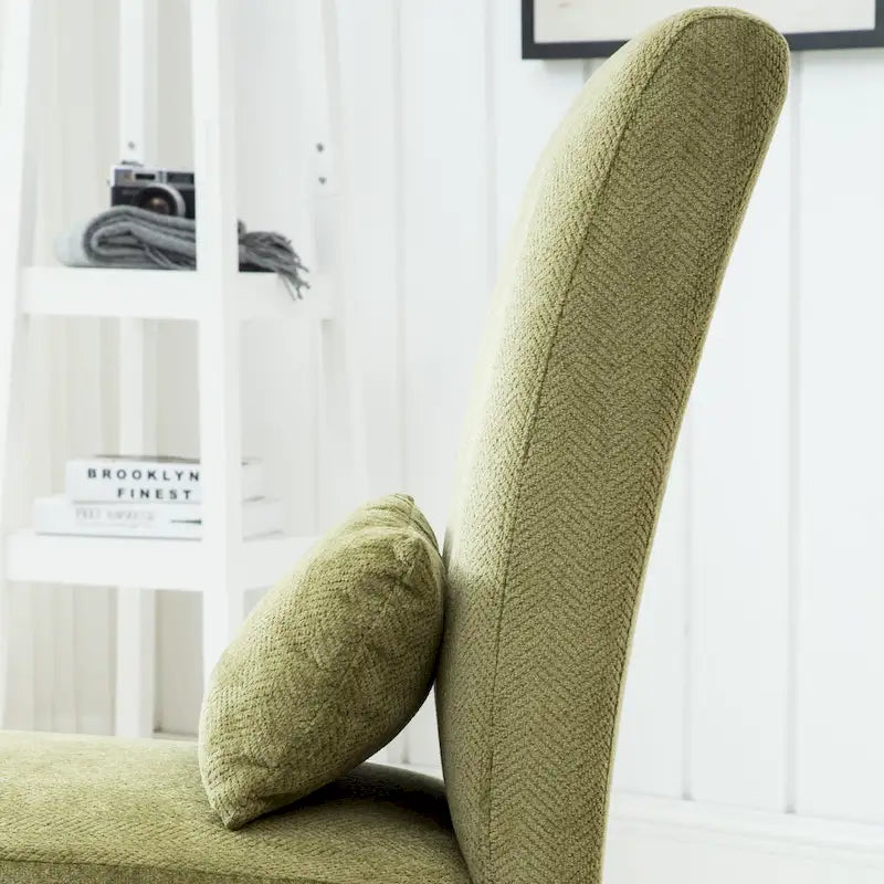 31.75 hoher Polyester-Akzentsessel mit passendem Kissen