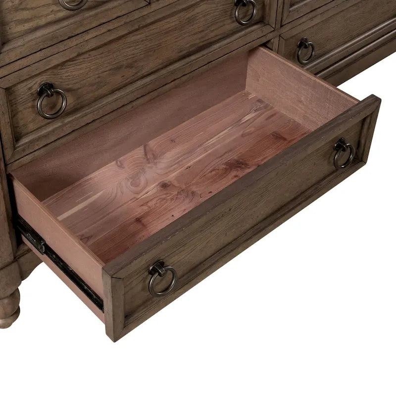 Farmhouse-Kommode in Dusty Taupe mit 9 Schubladen
