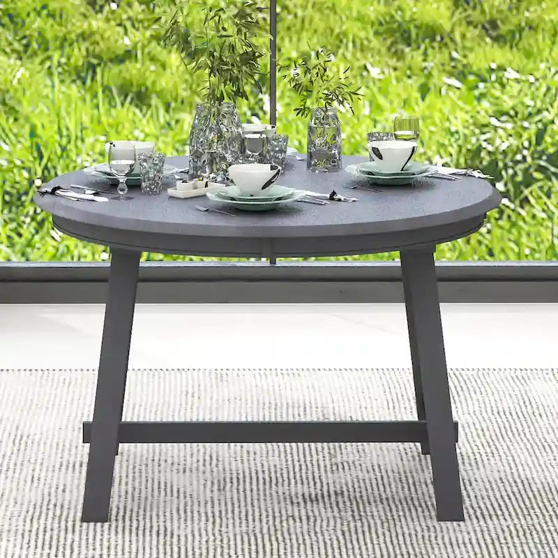 Ronde uitschuifbare retrohouten eettafel voor de eetkamer