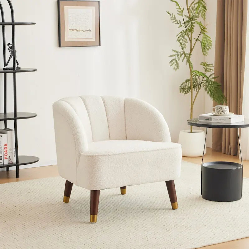 Sillón decorativo tipo barril tapizado con patas de madera